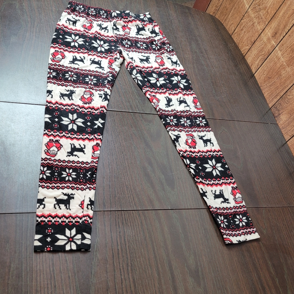 No Boundaries Black and Red Nordic santa Leggings